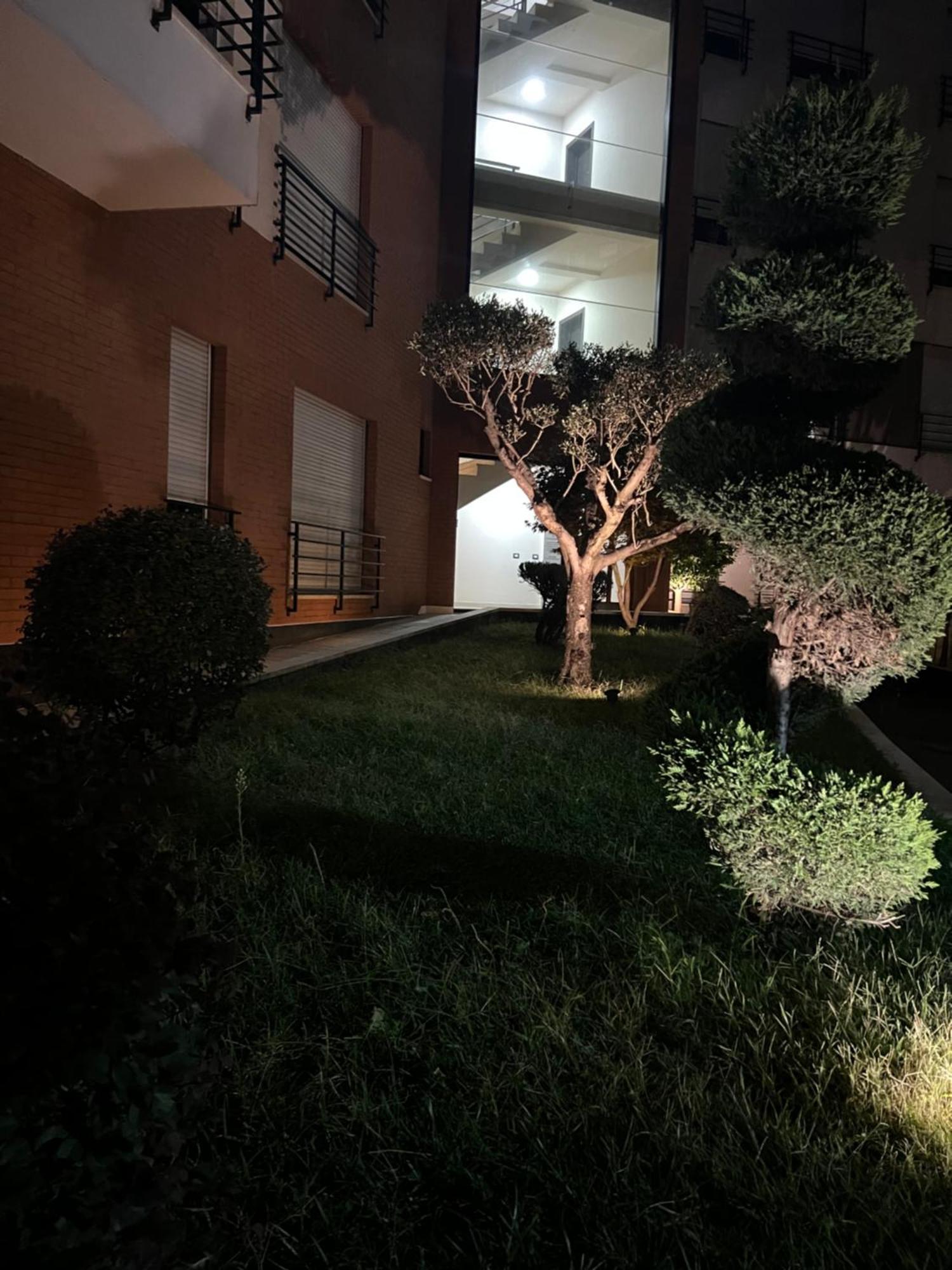 Nemis Apartments In The Centre Of Tirana Four Free Parking Exterior foto