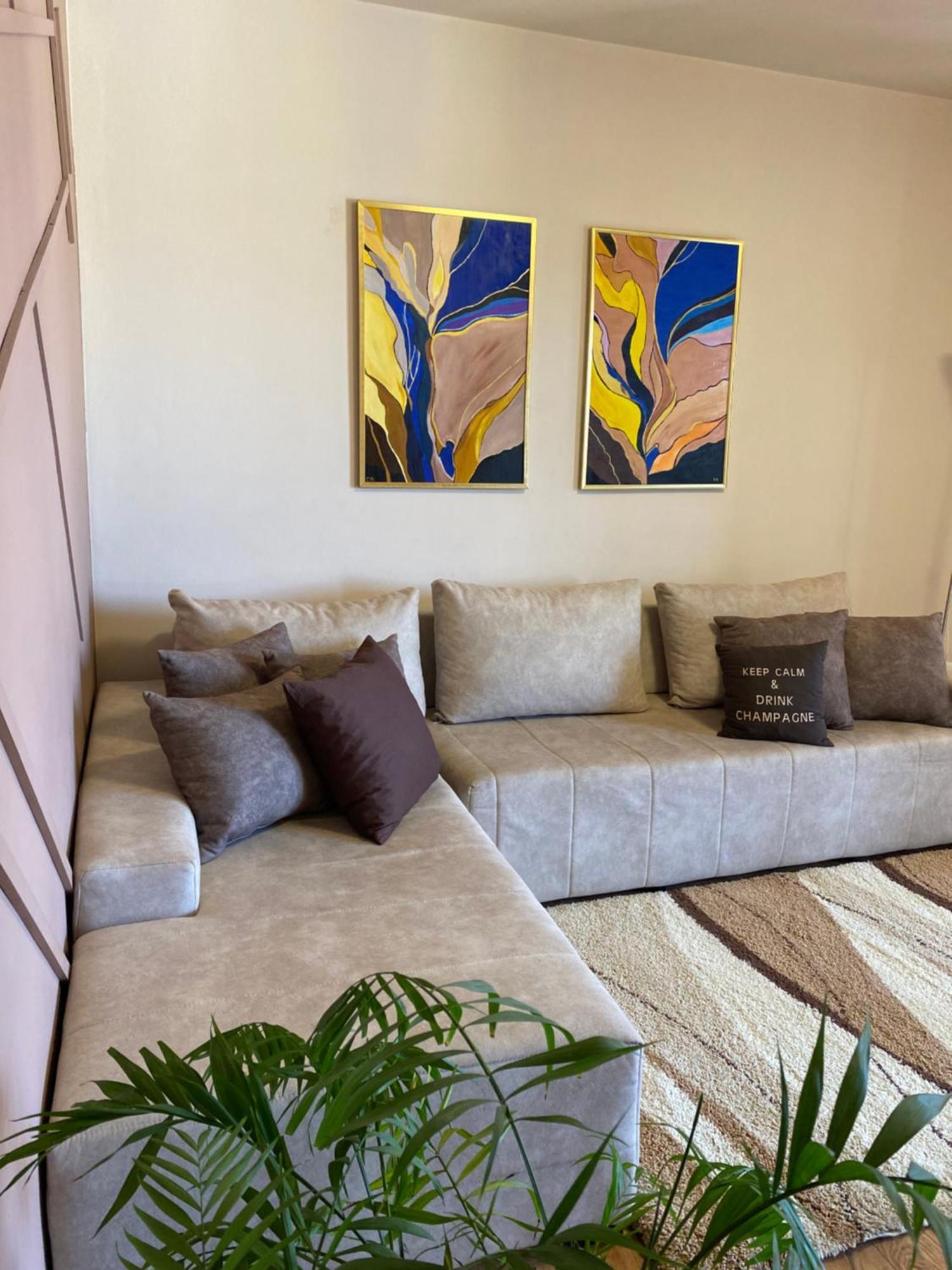 Nemis Apartments In The Centre Of Tirana Four Free Parking Exterior foto